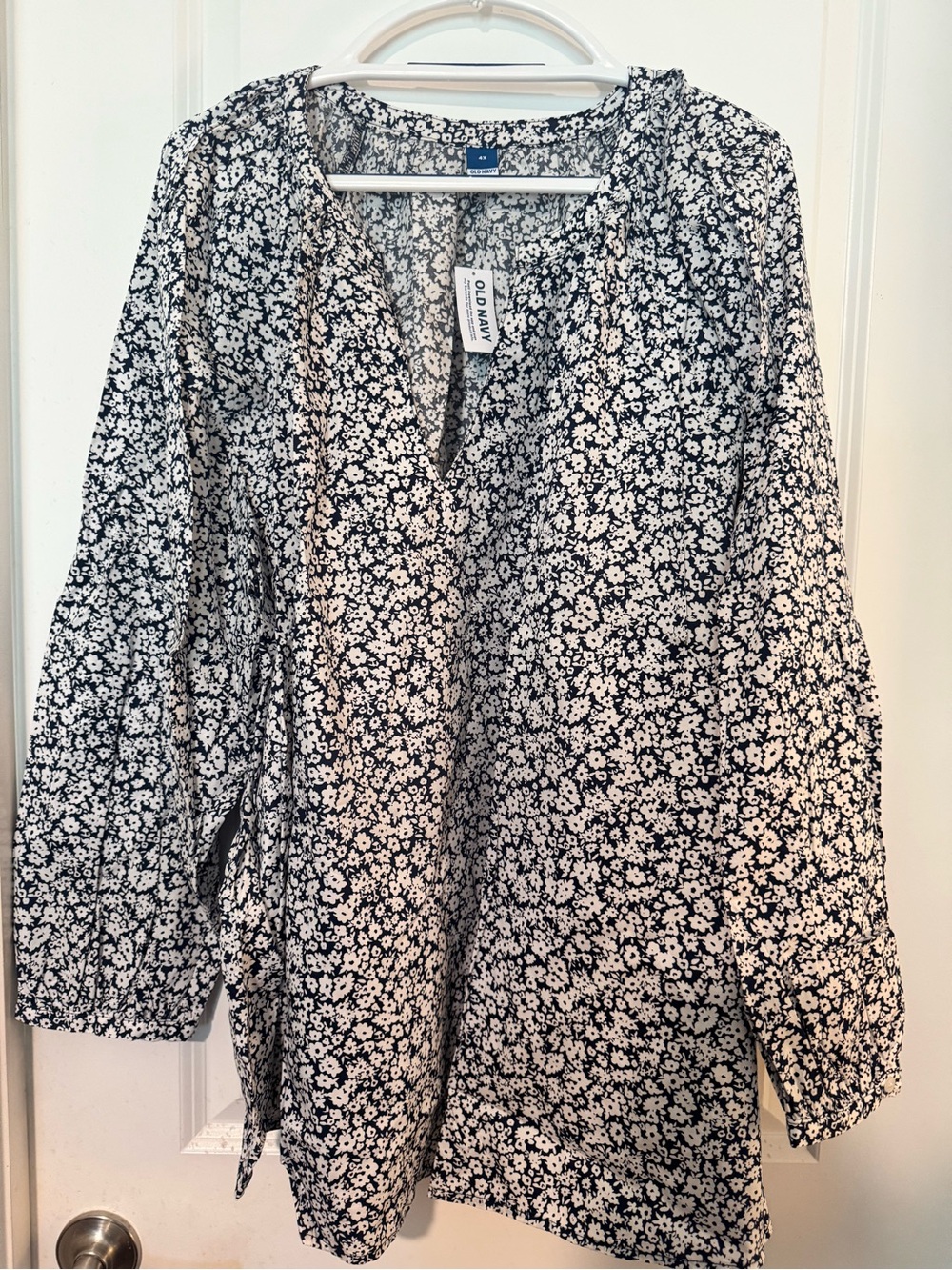Old Navy- Navy  & White Floral Peasant Blouse Jacket